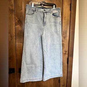 RISEN NWT SIZE 1XL - high rise wide leg jeans